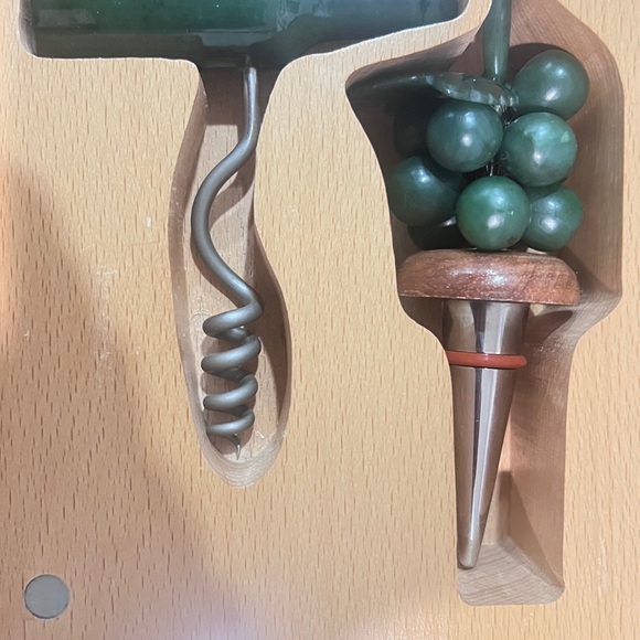 Brand new unused wine opener and stopper - Picture 2 of 4